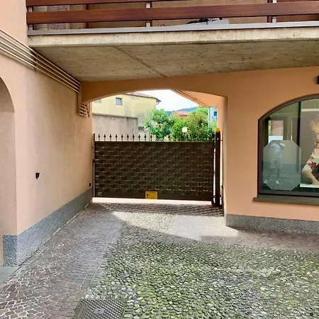 Flat Mazzini 6 * Alzano Lombardo