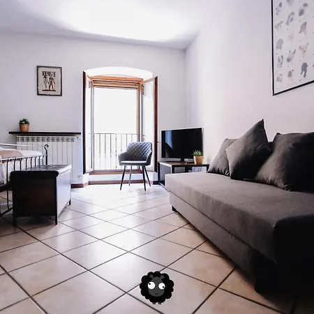 Flat Mazzini 6 *